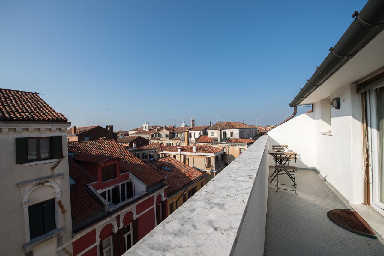 Savoia & Jolanda Apartments 2 Венеция Экстерьер фото