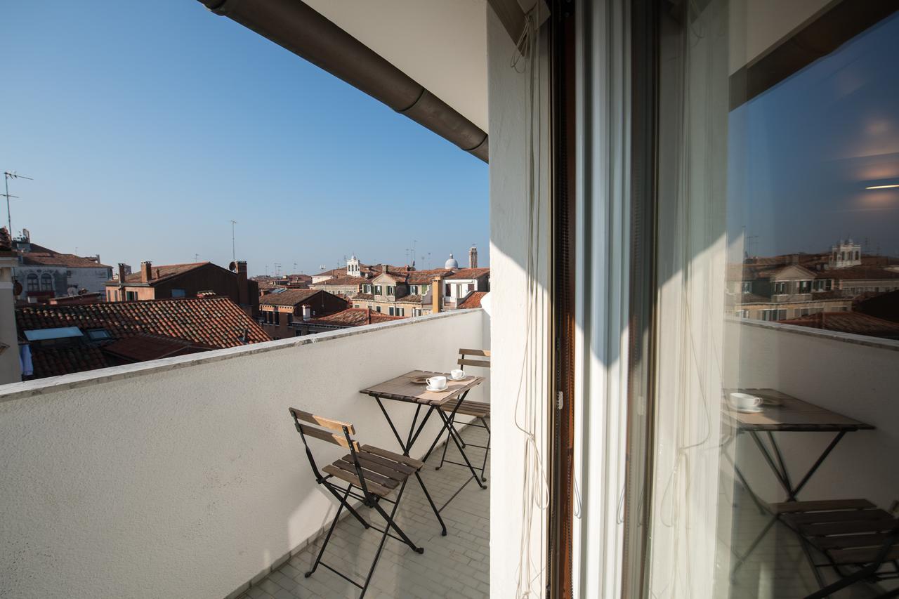 Savoia & Jolanda Apartments 2 Венеция Экстерьер фото
